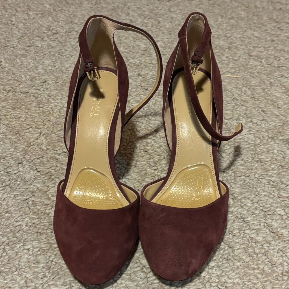 MK heels